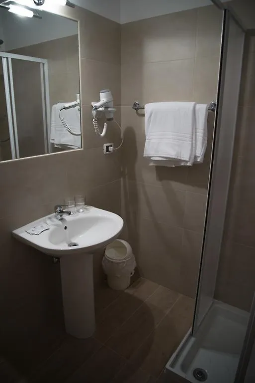 Hotel H&L Cinisello Balsamo