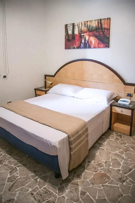 Hotel H&L Cinisello Balsamo 3*,  Italy