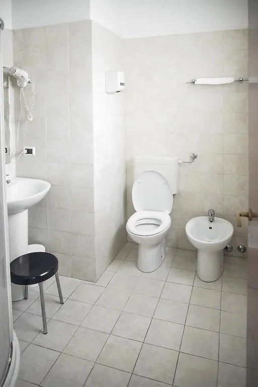 Hotel H&L Cinisello Balsamo 3*,  Italy